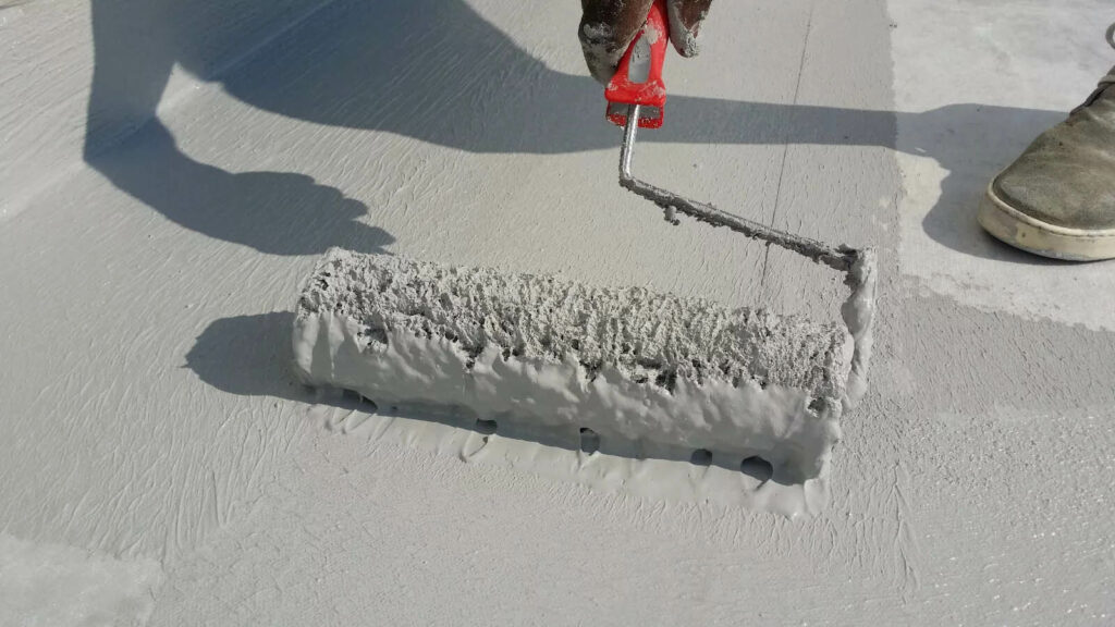 GUAINA LIQUIDA COLORATA IMPERMEABILIZZANTE CALPESTABILE terrazzi covergom mono grigia